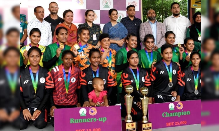 নারীর সমান অধিকার নিশ্চিত করতে উদ্যোগ নিচ্ছে সরকার : পরিবেশ উপদেষ্টা