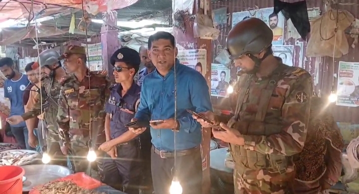 টাঙ্গাইলে বিভিন্ন অনিয়মের দায়ে ৭৫ হাজার টাকা জরিমানা
