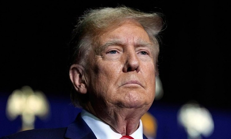 বিদেশি শিক্ষার্থী ও সাংবাদিকদের অবস্থানের সময়সীমা সীমিত করছে ট্রাম্প প্রশাসন