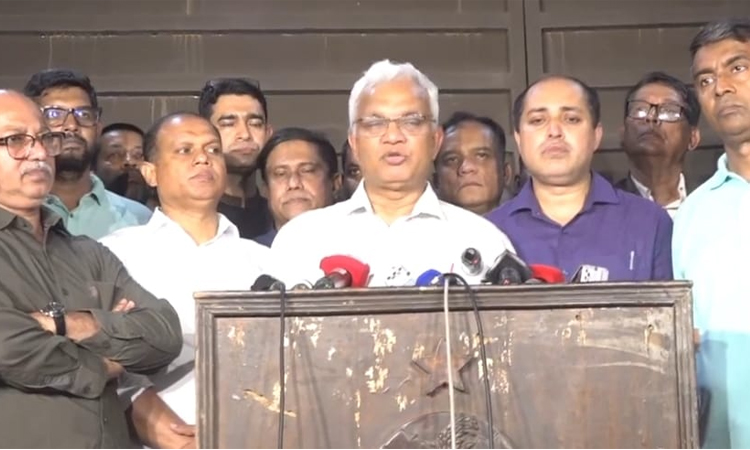 অনেকটা সময় বেগম খালেদা জিয়া যথাযথ চিকিৎসা পাননি: ডা. জাহিদ