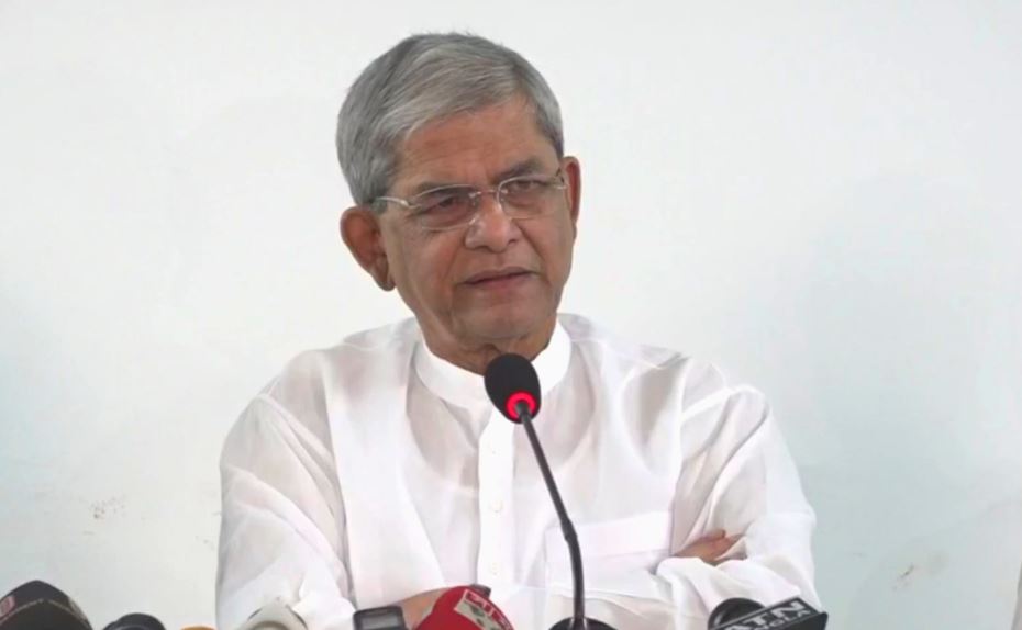 পুলিশের কাজে বাধা ও হত্যাচেষ্টা : মির্জা ফখরুলকে অব্যাহতি