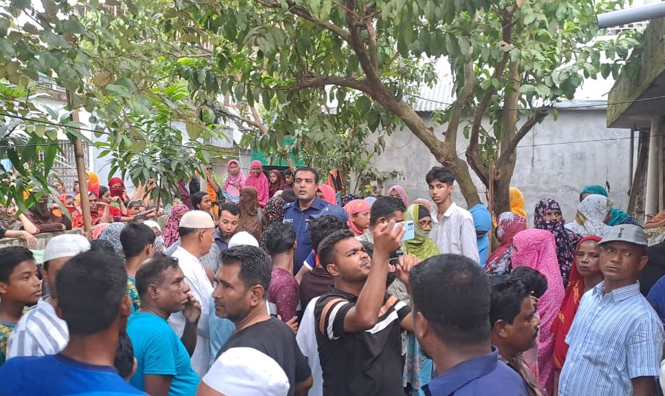কুমিল্লায় মা-মেয়ে হত্যার অভিযোগে ছেলে ও পুত্রবধূ আটক