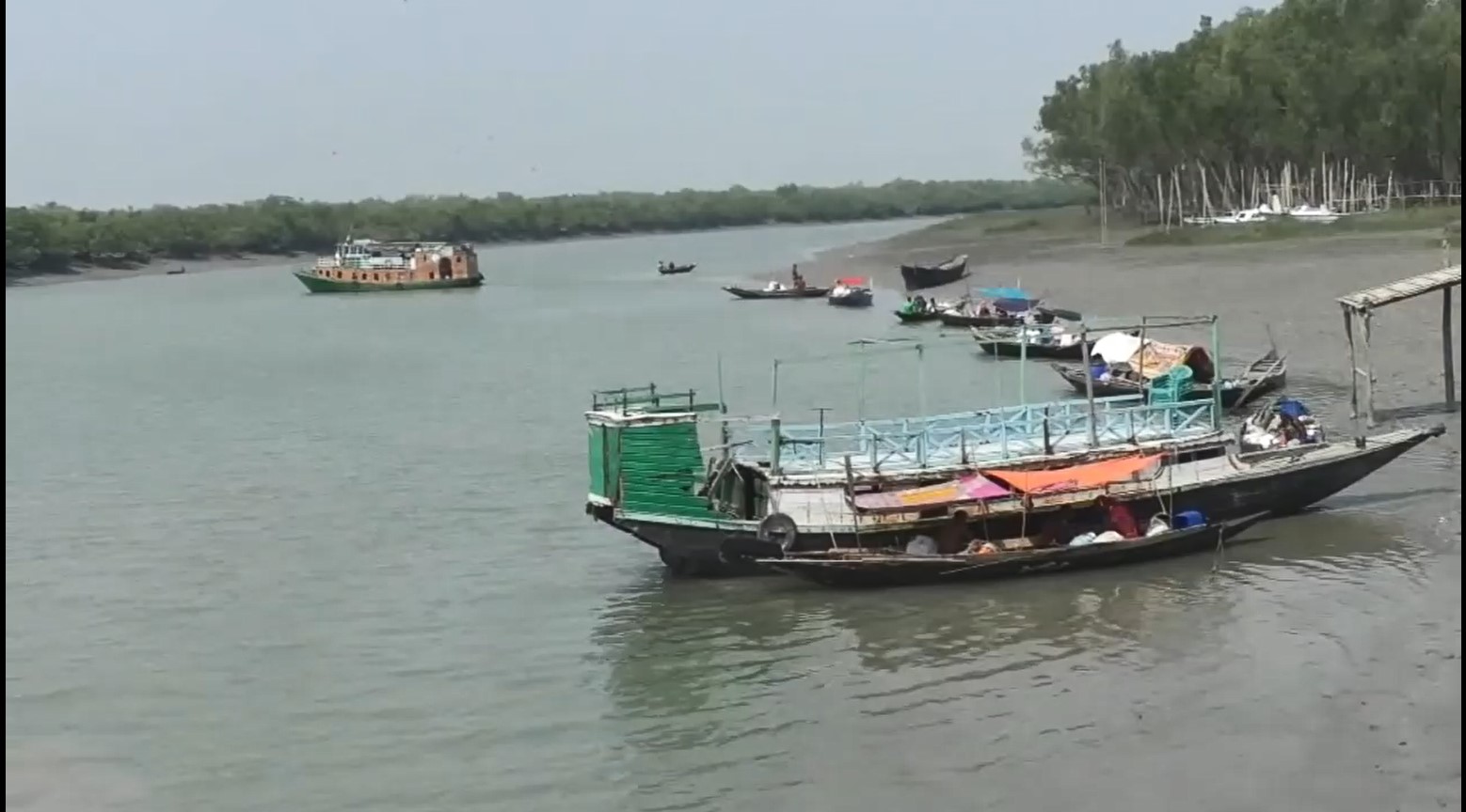 কর্মচাঞ্চল্য ফিরেছে সুন্দরবনে
