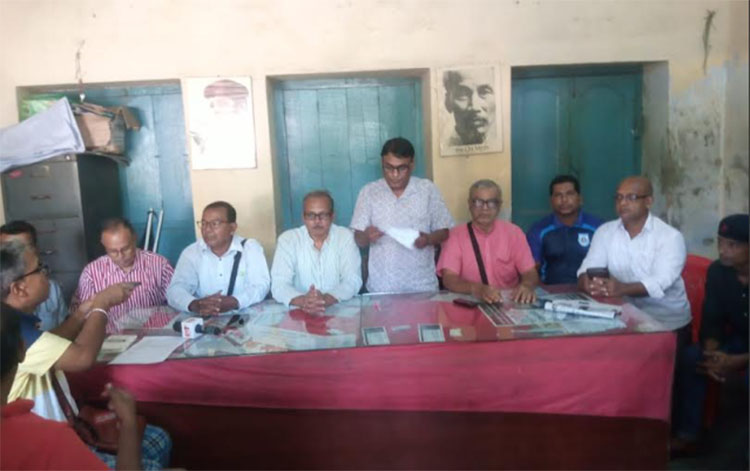 ভবদহ স্লুইস গেটের সব কপাট খুলে দেয়ার দাবি 