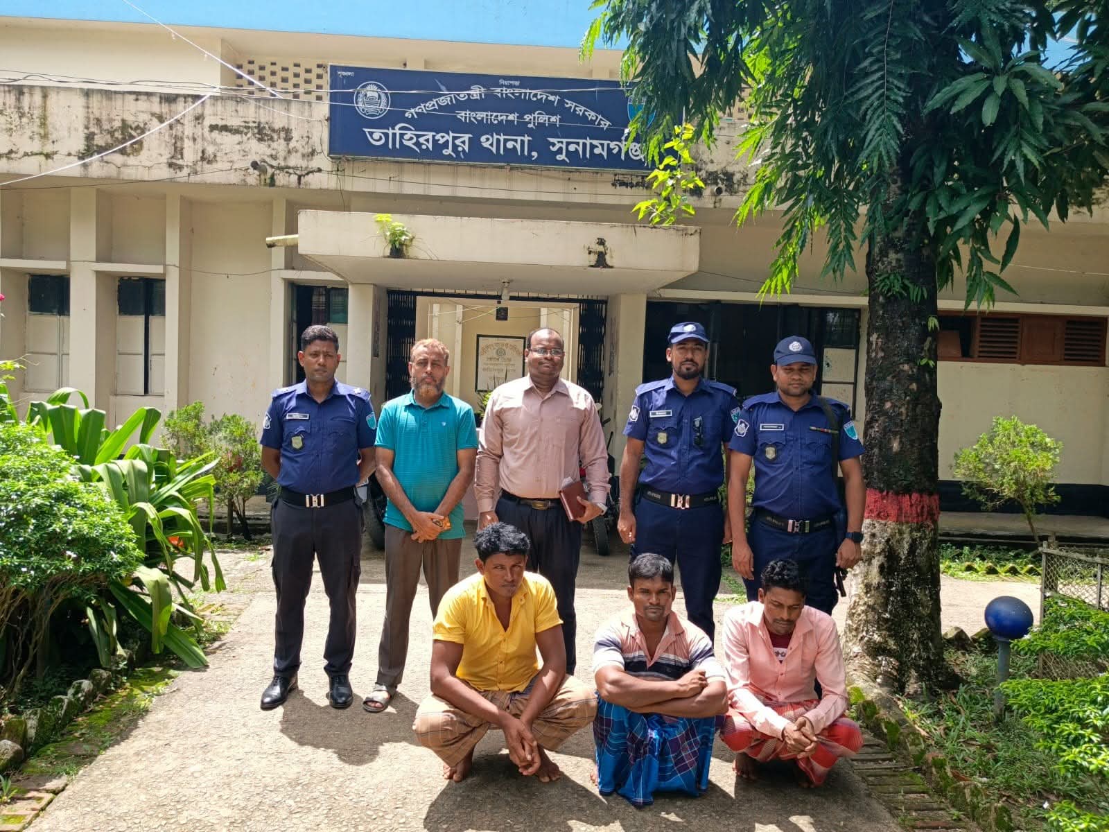 সুনামগঞ্জে অবৈধভাবে বালু উত্তোলনে ৩ জনের কারাদণ্ড