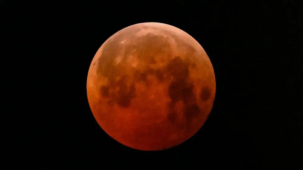 আগামী ৭ সেপ্টেম্বর পূর্ণগ্রাস চন্দ্রগ্রহণ