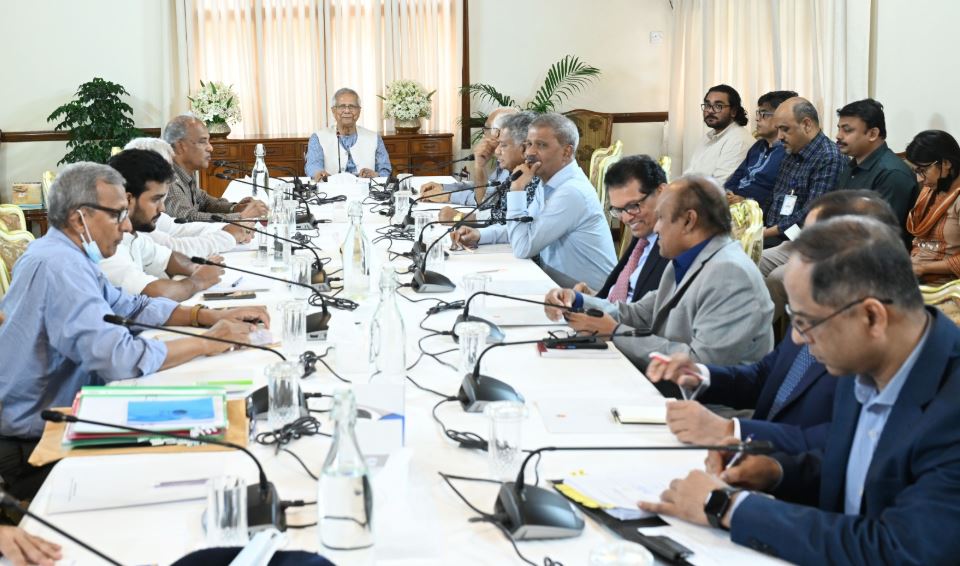 ঝটিকা মিছিলের বিষয়ে ‘মনিটরিং’ জোরদার করবে সরকার, নেবে কঠোর ব্যবস্থা : প্রেস সচিব