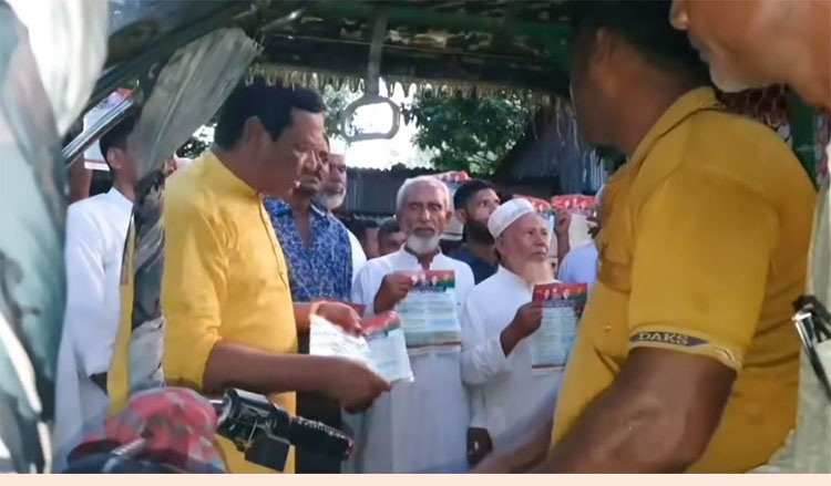 ঘিওরে বিএনপির ৩১ দফার লিফলেট বিতরণ ও পথ সভা