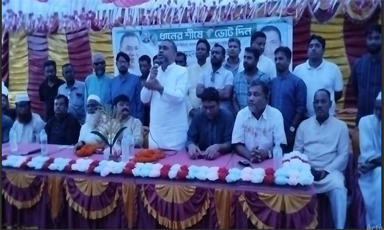 টাঙ্গাইলের মির্জাপুরে বিএনপির গণসংযোগ ও খেলাধুলার সামগ্রী বিতরণ