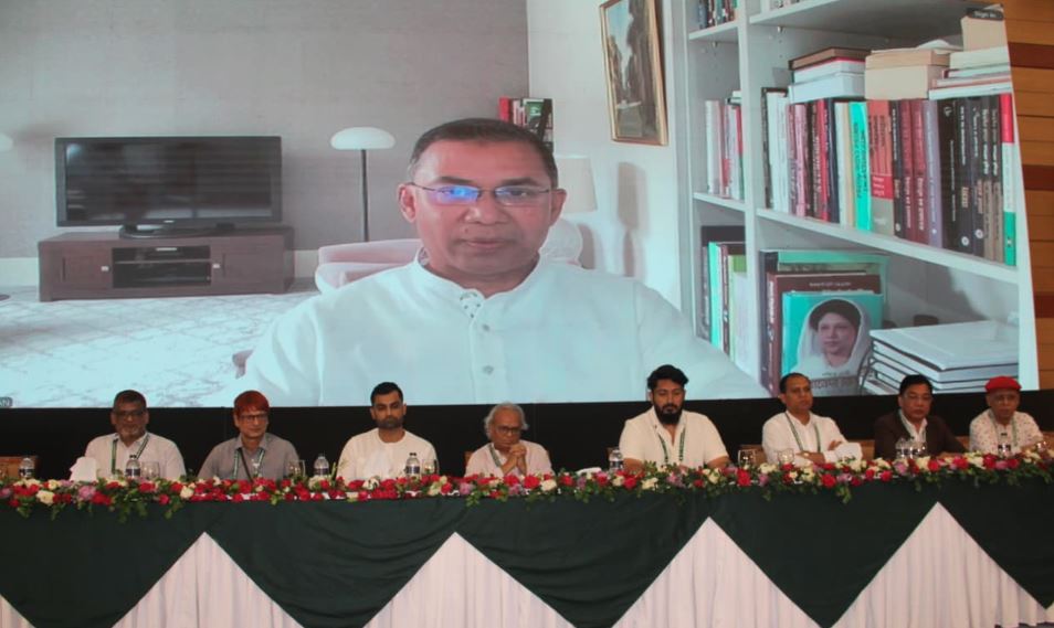 অসহিষ্ণুতা কাটিয়ে মনুষ্যত্ব অর্জনই হোক আমাদের অঙ্গীকার : তারেক রহমান
