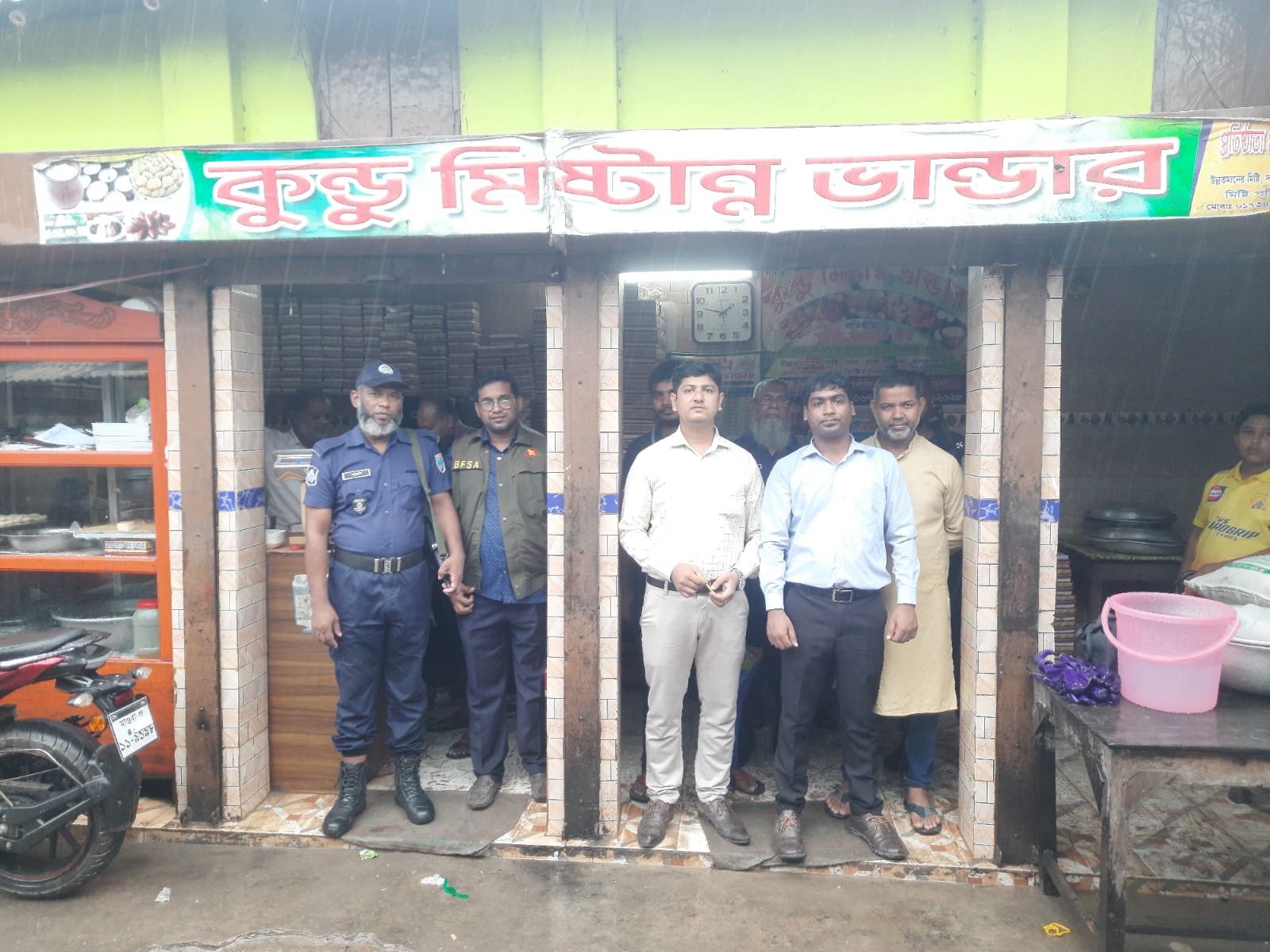 মাগুরায় তিনটি মিষ্টির দোকানকে জরিমানা