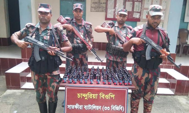 সাতক্ষীরা সীমান্তে ভারতীয় বিভিন্ন মালামাল জব্দ