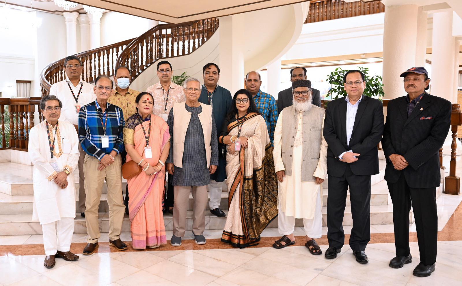 দূর্গাপূজার প্রস্তুতি নিয়ে হিন্দু ধর্মীয় নেতৃবৃন্দের সঙ্গে প্রধান উপদেষ্টার বৈঠক