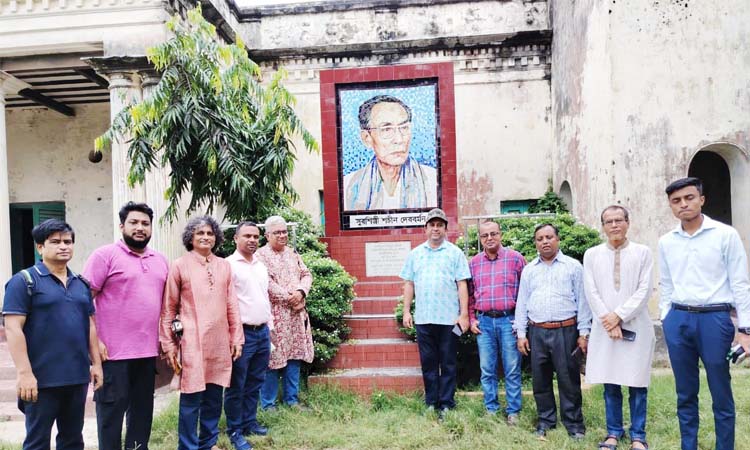 কুমিল্লা নগরীর চর্থায় অবস্থিত বাংলা ও হিন্দি চলচ্চিত্রের কালজয়ী গায়ক ও সুরকার শচীন দেব বর্মণের জন্মভিটা। ছবি: বাসস
