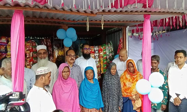 মানিকগঞ্জে ভিক্ষুক পুনর্বাসন কর্মসূচির উদ্বোধন