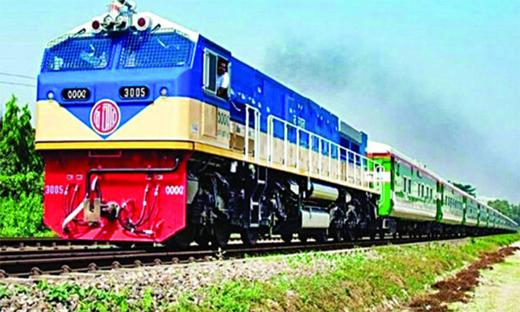 দুর্গাপূজার ছুটিতে পূর্বাঞ্চলে চলবে ৪ জোড়া স্পেশাল ট্রেন