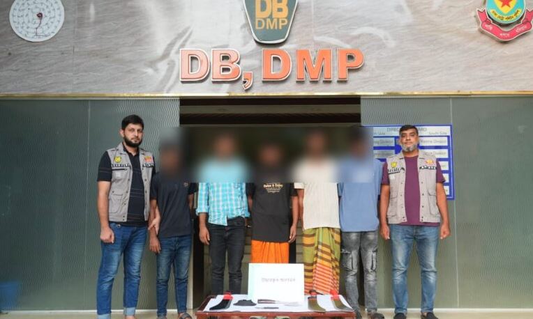 আদাবরে হত্যা মামলার প্রধান আসামিসহ গ্রেফতার ৫