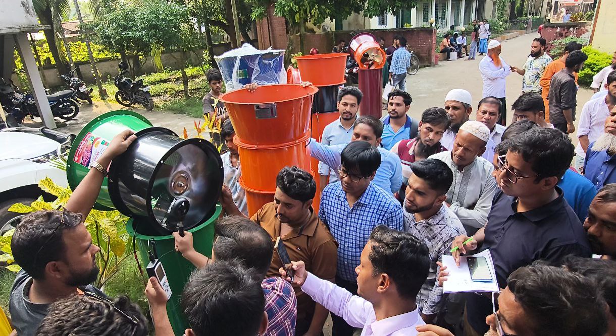 ফরিদপুরে পেঁয়াজ সংরক্ষণে কৃষকদের প্রশিক্ষণ