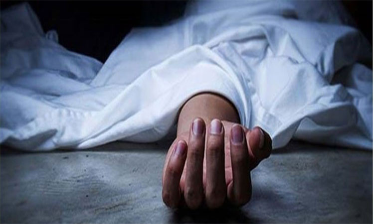 খুমেক হাসপাতালের সিঁড়ি থেকে পড়ে অজ্ঞাতনামা ব্যক্তির মৃত্যু