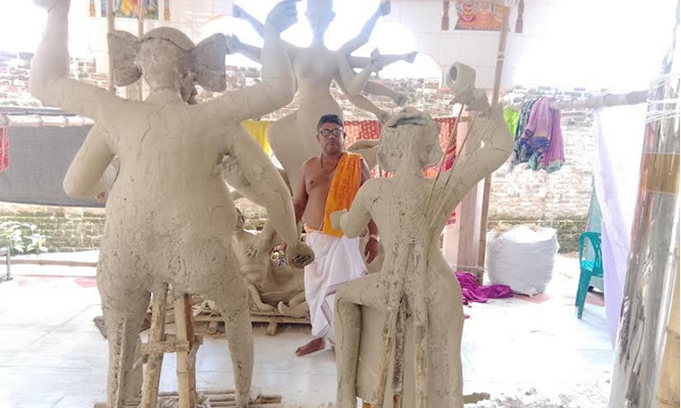 জামালপুরে ২০৬টি পূজামণ্ডপ তৈরির প্রস্তুতি পুরোদমে চলছে