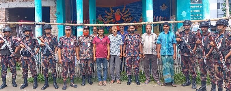 বিজিবি’র দিনাজপুর সেক্টরের সীমান্ত এলাকায় ১৫৬টি মণ্ডপে দুর্গাপূজা হচ্ছে