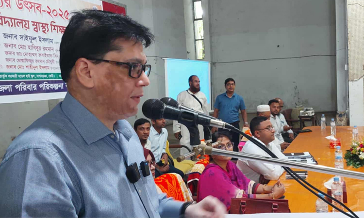 ফেনীতে তারুণ্যের উৎসব উপলক্ষে স্বাস্থ্য শিক্ষা কার্যক্রম