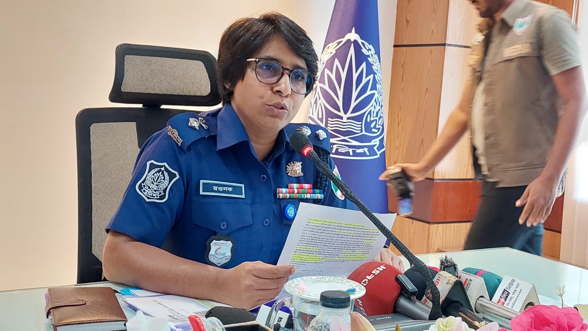 দুর্গাপূজা ঘিরে যশোরে সর্বোচ্চ সতর্ক পুলিশ