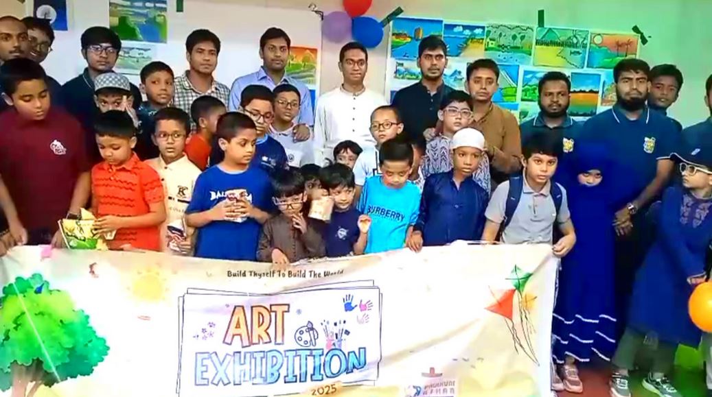 উত্তরায় ফুলকুঁড়ি আসরের আর্ট এক্সিবিশন অনুষ্ঠিত