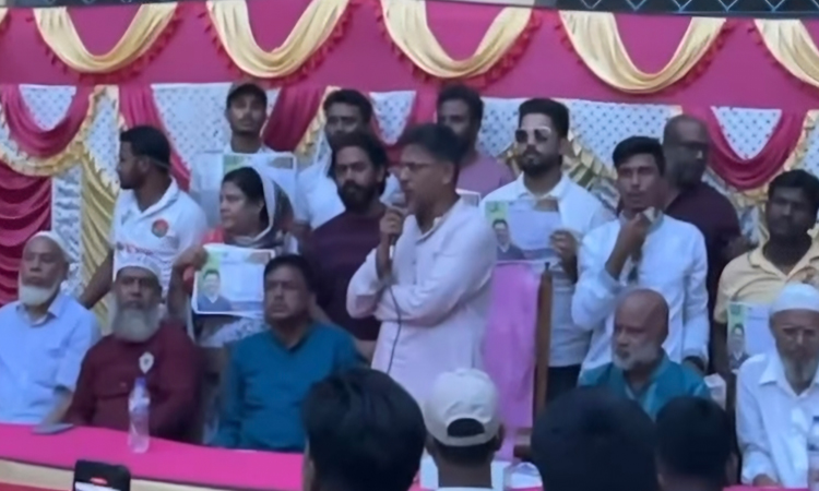 নওগাঁয় দুর্গাপূজা ও বিএনপির ৩১ দফা বাস্তবায়নে মতবিনিময় সভা