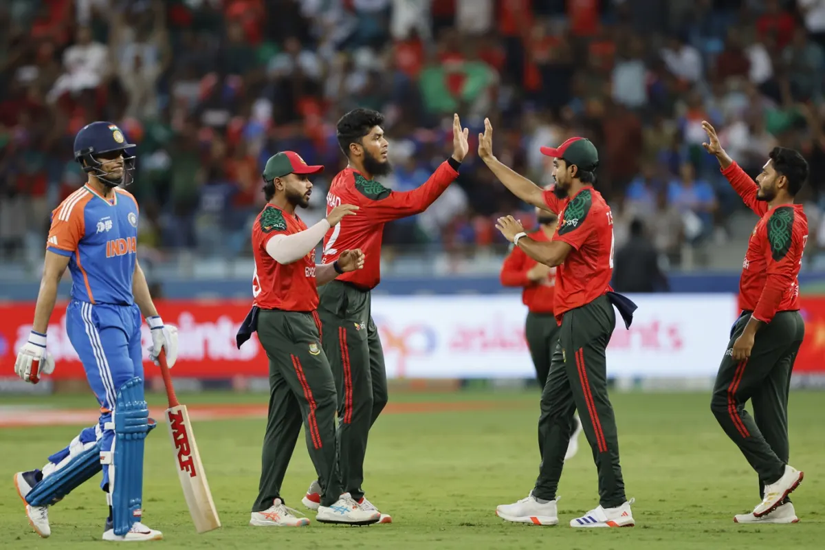 বাংলাদেশকে ১৬৯ রানের টার্গেট দিল ভারত