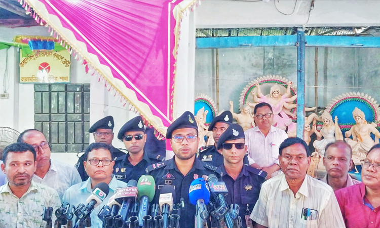 লালমনিরহাটে দুর্গাপূজায় র‌্যাবের বিশেষ নিরাপত্তা ব্যবস্থা