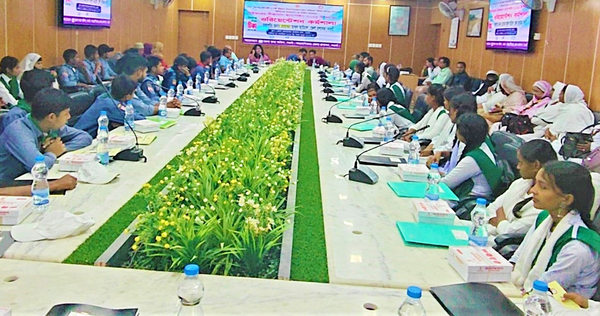 নওগাঁয় টাইফয়েড টিকাদান বিষয়ক কর্মশালা