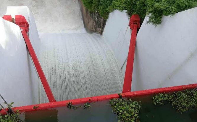 ফের খুলে দেয়া হলো কাপ্তাই বাঁধের ১৬ জলকপাট