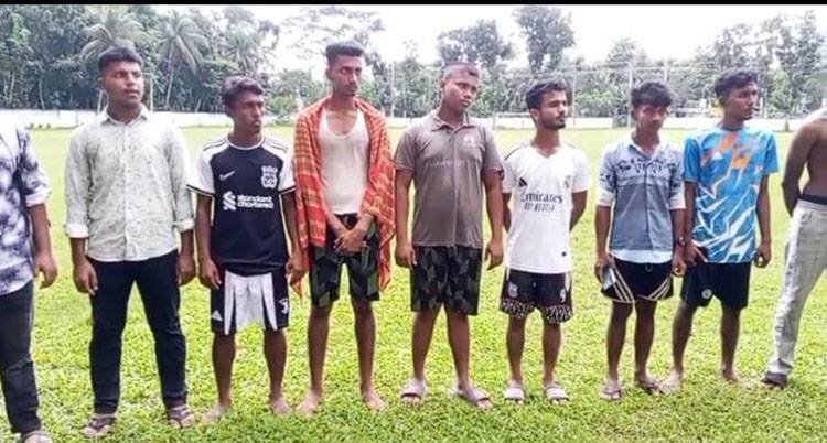 বাগেরহাট খানজাহান আলী ডিগ্রি কলেজে বার্ষিক সাঁতার প্রতিযোগিতা অনুষ্ঠিত