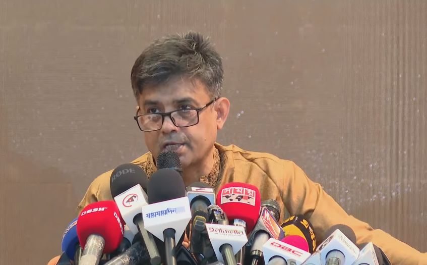 প্রধান উপদেষ্টার সফরসঙ্গীর সংখ্যা নিয়ে টিআইবির দাবি ‘ভিত্তিহীন’: প্রেস সচিব