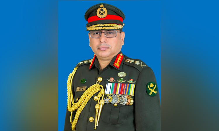 সেনাবাহিনী প্রধান দেশে ফিরেছেন 