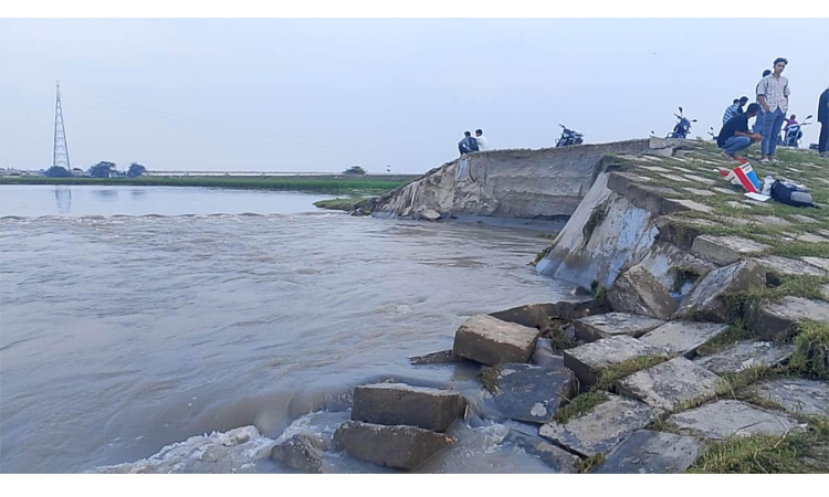 গঙ্গাচড়ায় দ্বিতীয় তিস্তা সেতু রক্ষায় এখনই উদ্যোগ প্রয়োজন