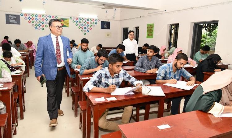 শিক্ষার্থীদের মেধা যাচাইয়ে ভর্তি পরীক্ষার বিকল্প নেই : জাতীয় বিশ্ববিদ্যালয় ভিসি 