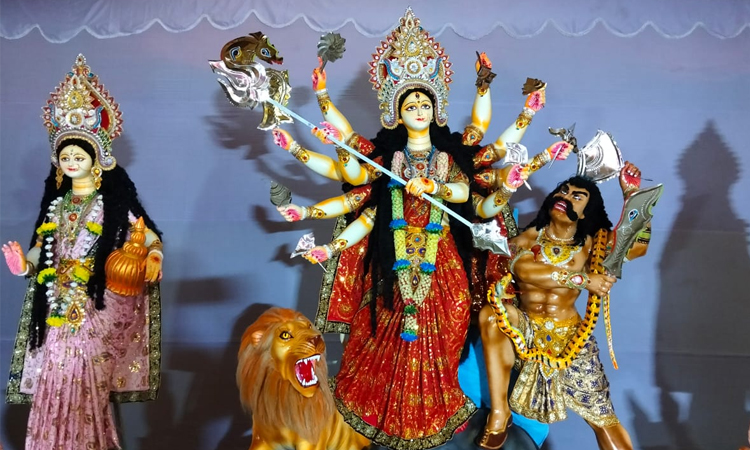 দুর্গোৎসব শুরু, আগামীকাল সপ্তমী