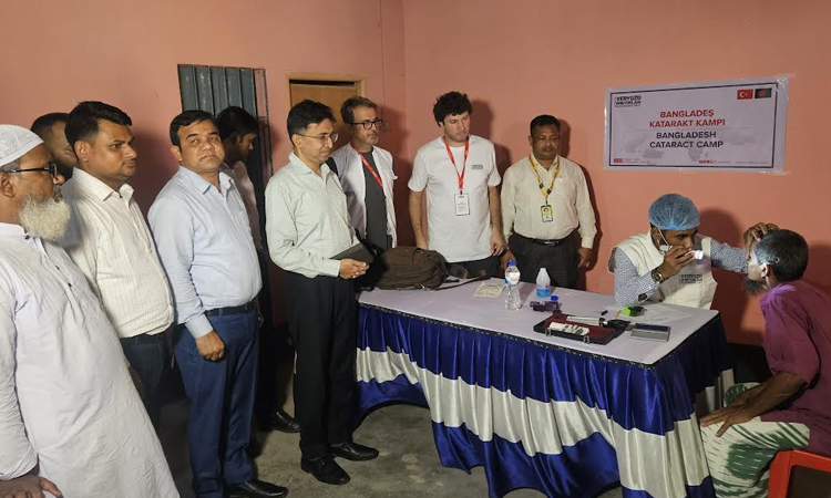 নীলফামারীতে মাসব্যাপী বিনামূল্যে চক্ষু চিকিৎসা ক্যাম্প শুরু