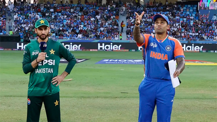 এশিয়া কাপের ফাইনালে পাকিস্তানের বিপক্ষে টস জিতে ফিল্ডিংয়ে ভারত
