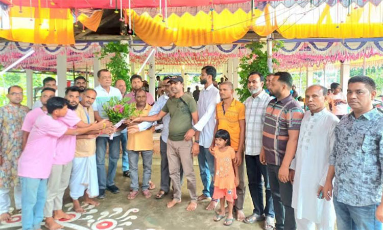 শ্রীমঙ্গল-কমলগঞ্জের ৬২টি পূজামণ্ডপে শুভেচ্ছা বিনিময় বিএনপি নেতাদের