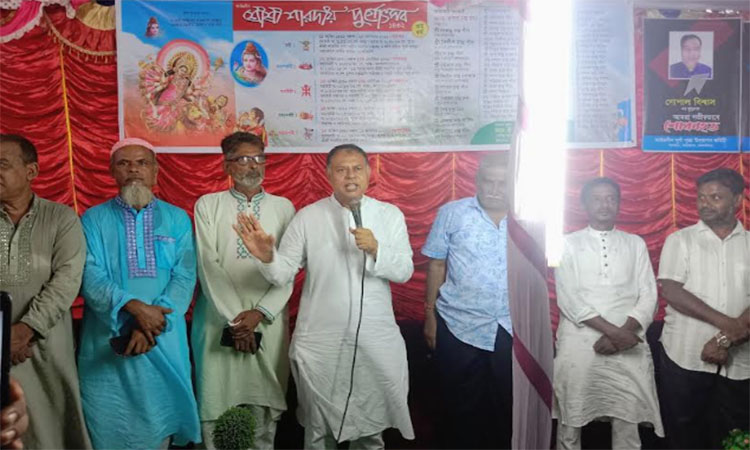 তারাকান্দায় পূজামণ্ডপ পরিদর্শন ও শুভেচ্ছা বিনিময় বিএনপির