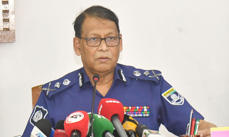 পূজায় অপ্রীতিকর ঘটনা যেন না ঘটে তা নিশ্চিত করাই আমাদের লক্ষ্য : আইজিপি