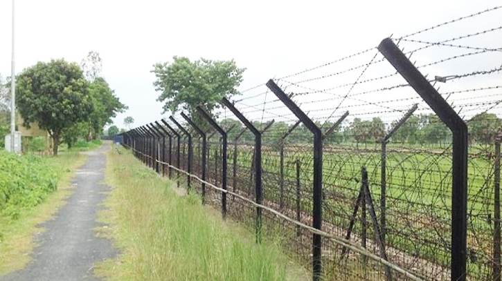 সাতক্ষীরার তলুইগাছা সীমান্ত দিয়ে ১৫ বাংলাদেশিকে হস্তান্তর করেছে বিএসএফ