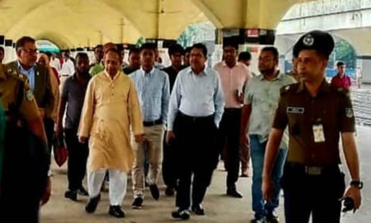 ঢাকা-পাবনা যোগাযোগ ব্যবস্থার উন্নয়নে ঊর্ধ্বতন কর্মকর্তাদের সরেজমিন পরিদর্শন
