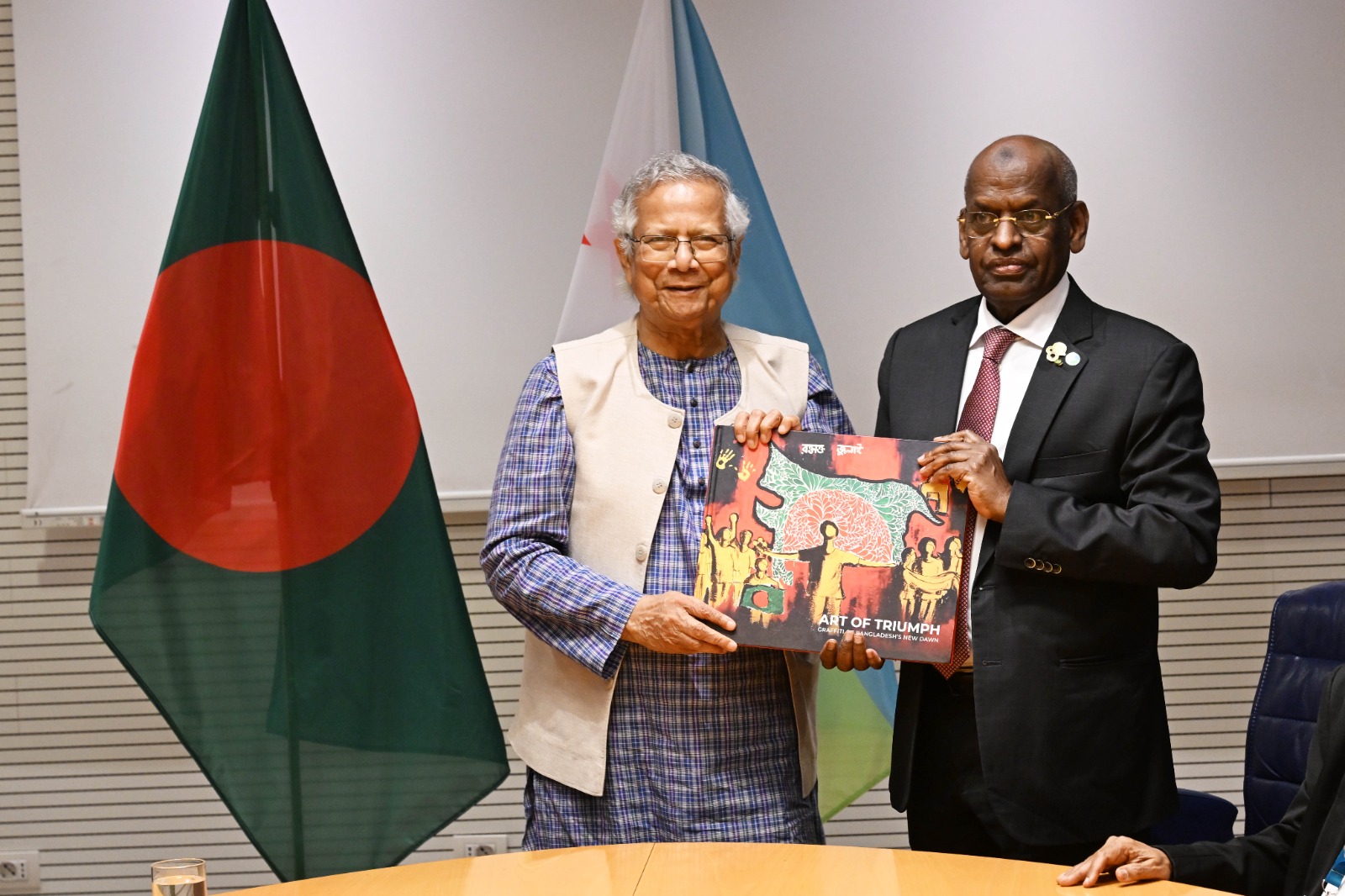 জিবুতির প্রধানমন্ত্রীর সঙ্গে অধ্যাপক ইউনূসের বৈঠক