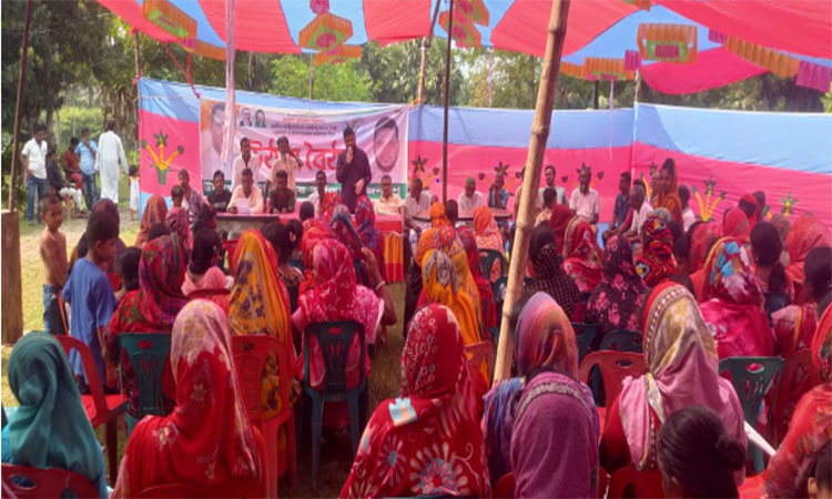 বাগেরহাটে নারীদের নিয়ে বিএনপির উঠান বৈঠক