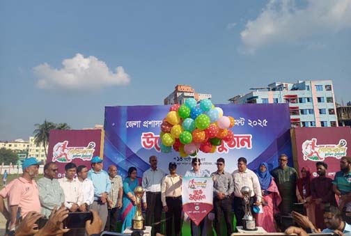 ফেনীতে ডিসি গোল্ডকাপ ফুটবল টুর্নামেন্ট শুরু