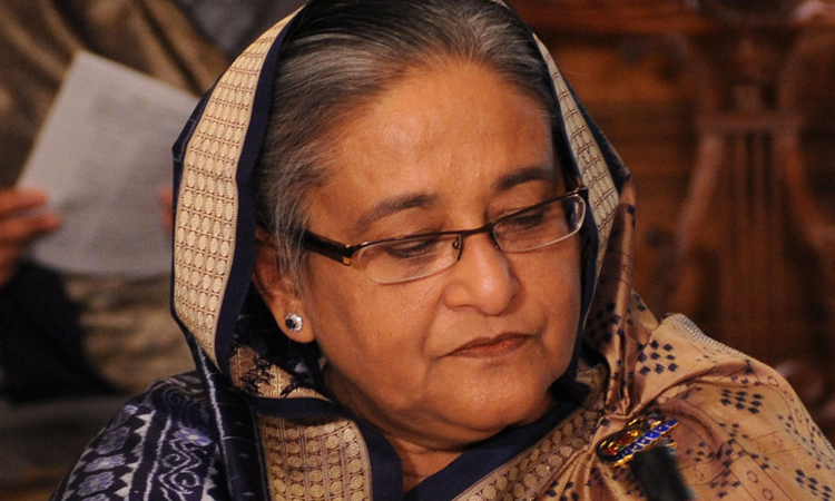 শেখ হাসিনাসহ ২৬২ জনকে আদালতে হাজির হতে পত্রিকায় বিজ্ঞপ্তি প্রকাশের নির্দেশ
